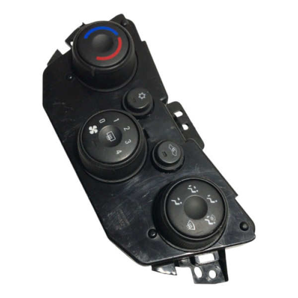 Comando Ar Condicionado Usado Gm Onix Spin Orig 1209082285