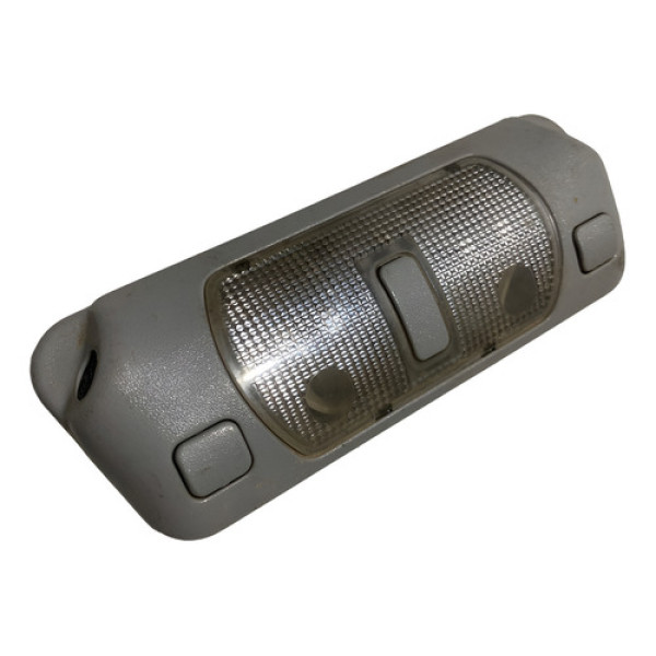 Luz Cortesia / Teto Usado Chevrolet Montana Original 11/17